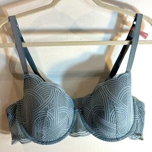 LA VIE EN ROSE Sz 40C Underwire Padded Art Deco Style Overlay NEW WITH TAG